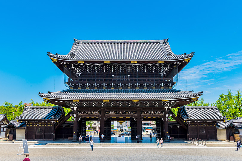 世界最大級の木造建築・東本願寺